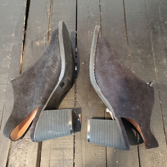 Madeline Girl Black Suede Heels Zipper Tassel 8 - Picture 5 of 6